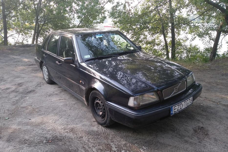 Продам Volvo 460 1996 года в Киеве