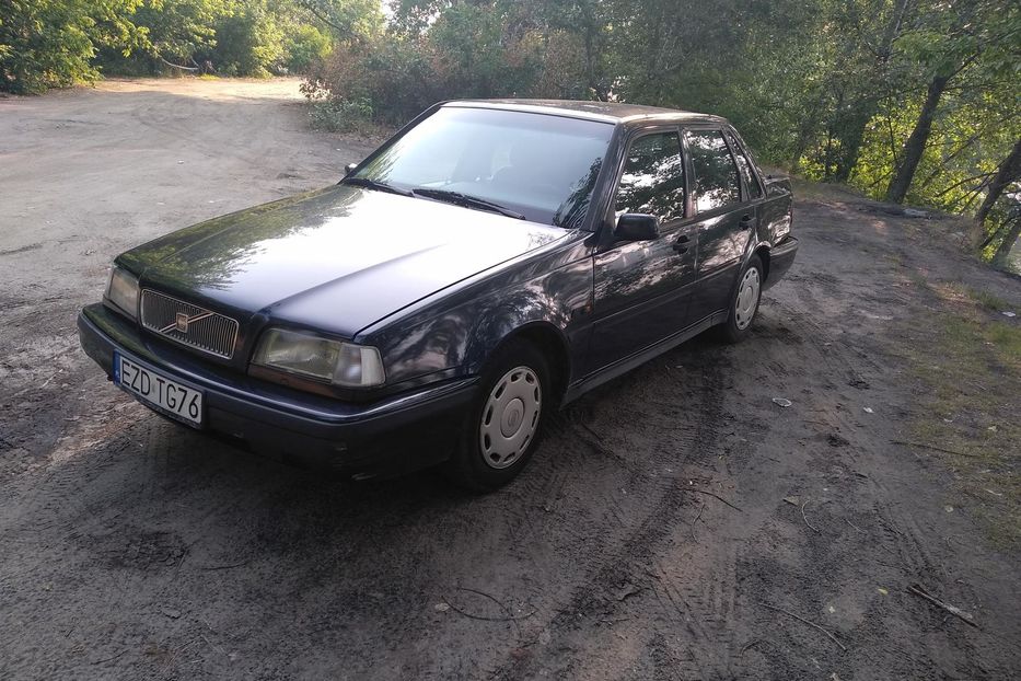 Продам Volvo 460 1996 года в Киеве