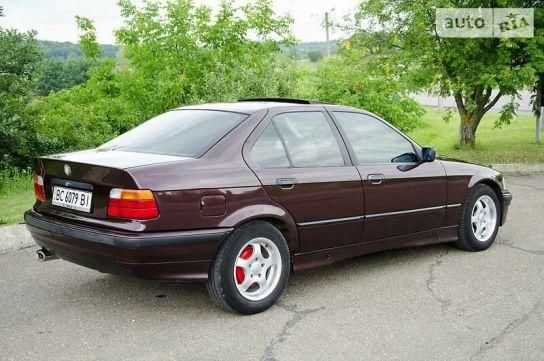 Продам BMW 318 1994 года в г. Дрогобыч, Львовская область