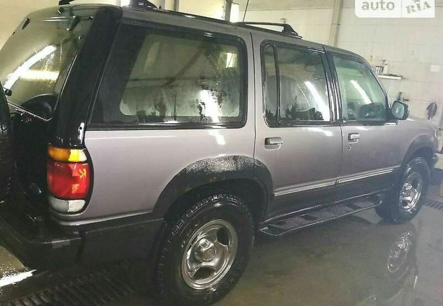 Продам Ford Explorer 1995 года в Виннице