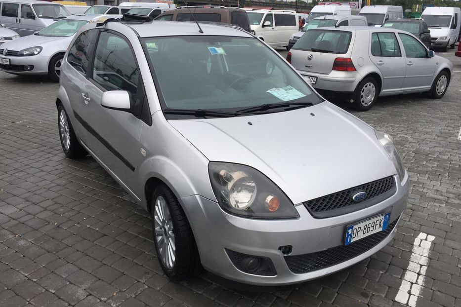 Продам Ford Fiesta 2008 года в Черновцах