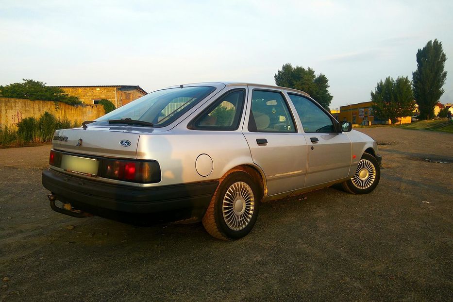 Продам Ford Sierra CLX Saphire 2.0i DOHC 1991 года в Черкассах