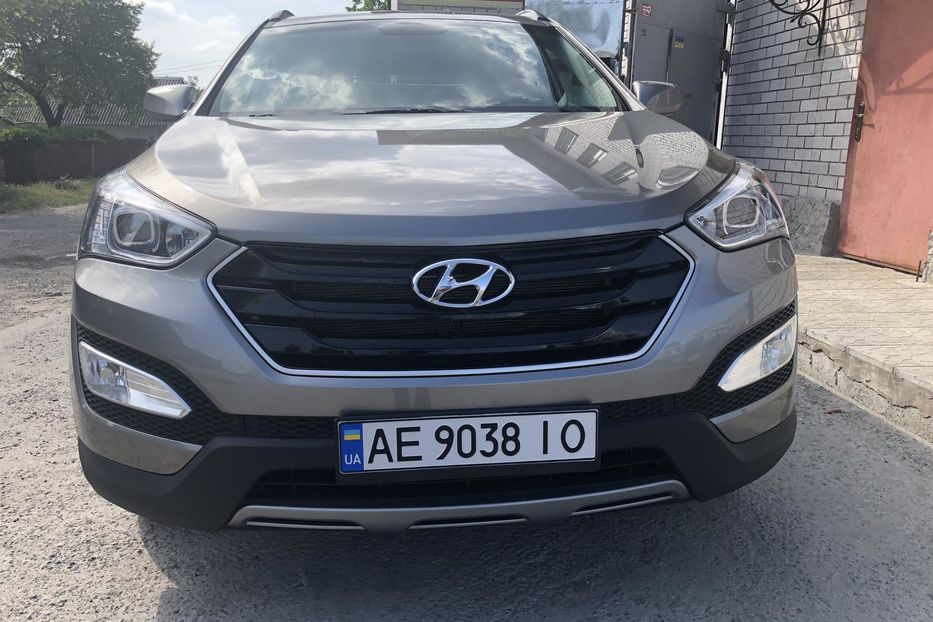 Продам Hyundai Santa FE 2014 года в Днепре