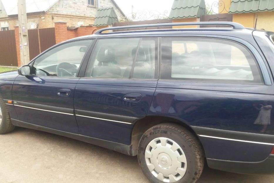 Продам Opel Omega 1995 года в г. Кривой Рог, Днепропетровская область