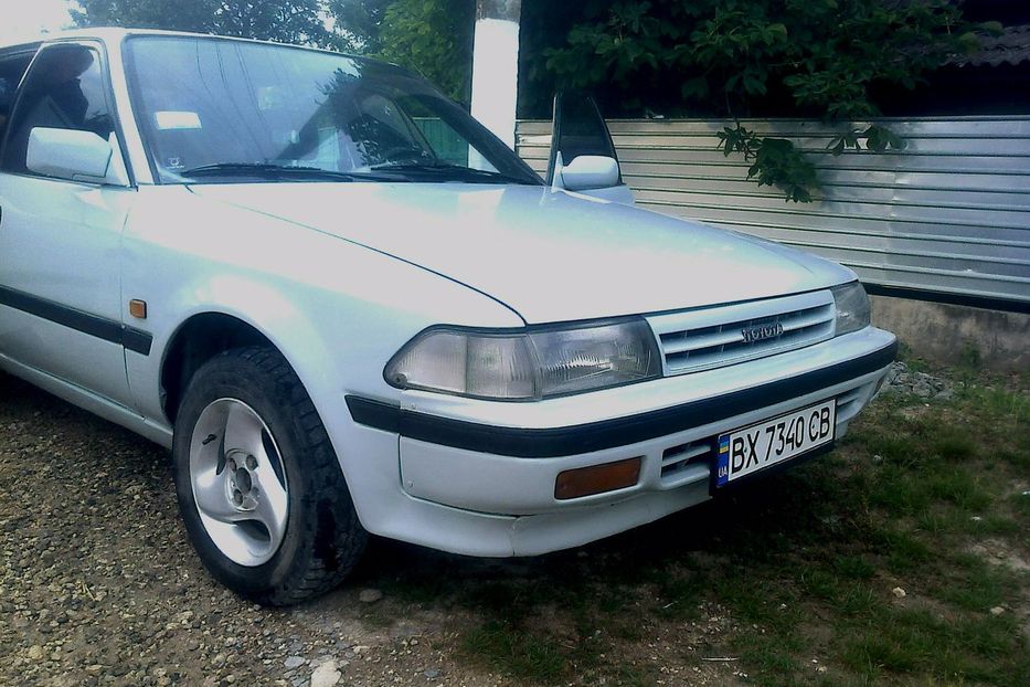 Продам Toyota Carina 1989 года в г. Дунаевцы, Хмельницкая область