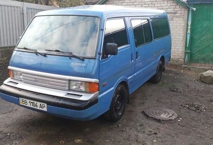 Продам Mazda E-series пасс. Е2200 1997 года в Луганске