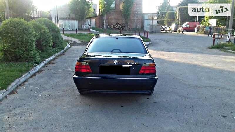 Продам BMW 750 2000 года в Львове