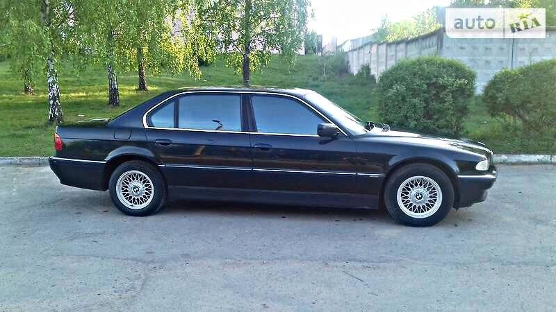 Продам BMW 750 2000 года в Львове