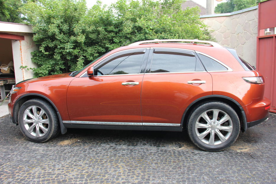 Продам Infiniti FX внедорожник 2007 года в Киеве