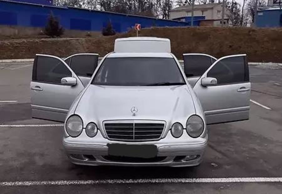 Продам Mercedes-Benz 320 Рестайлинг 2001 года в Николаеве