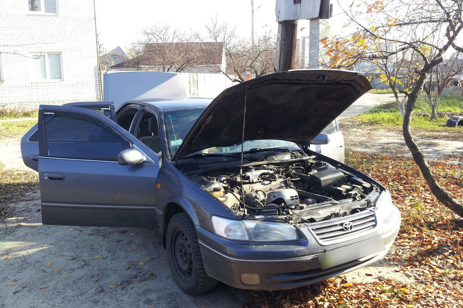 Продам Toyota Camry 20-й кузов 1998 года в Харькове