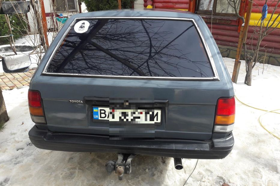 Продам Toyota Carina 1990 года в Одессе