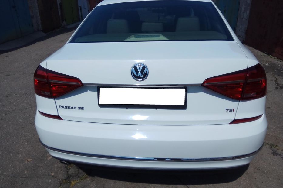 Продам Volkswagen Passat B8 Лед 2016 года в Донецке