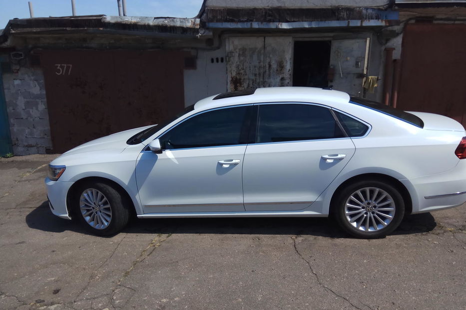 Продам Volkswagen Passat B8 Лед 2016 года в Донецке