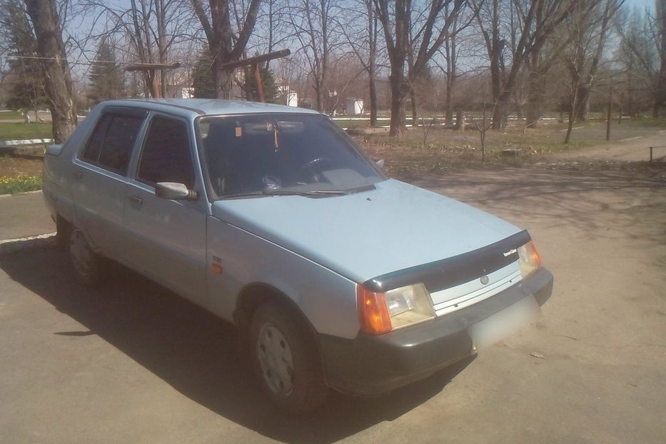 Продам ЗАЗ 1103 Славута 2004 года в г. Артемовск, Донецкая область