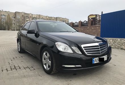 Продам Mercedes-Benz E-Class E 200 NGT 1.8 2012 года в Виннице