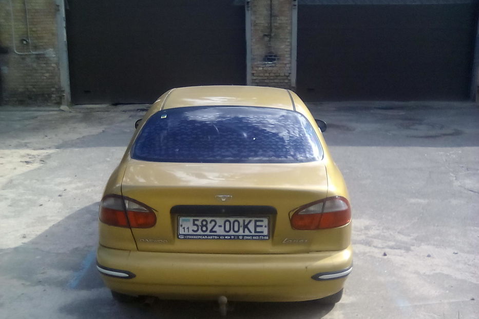 Продам Daewoo Lanos седан 2002 года в Киеве