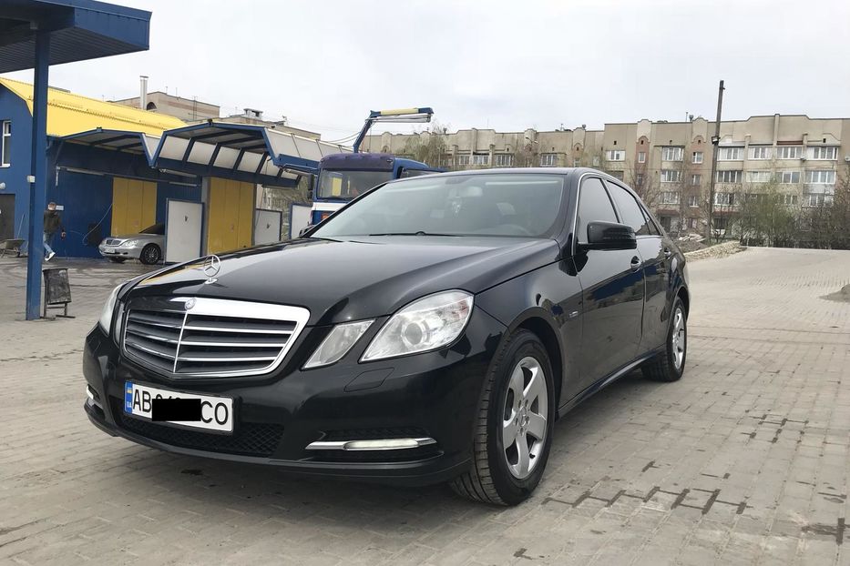 Продам Mercedes-Benz E-Class E 200 NGT 1.8 2012 года в Виннице