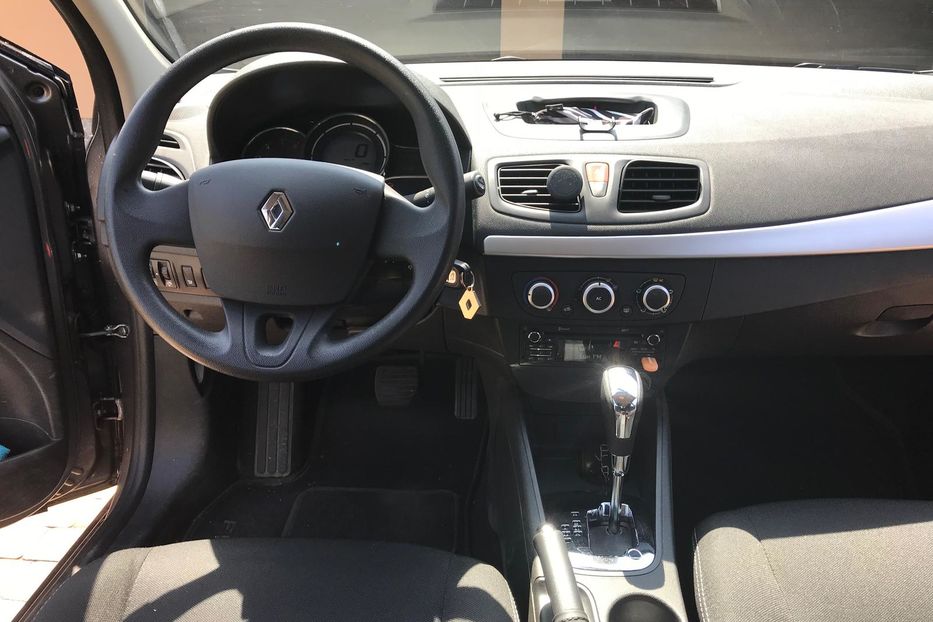 Продам Renault Fluence  1.5 DCI АКПП 2016 года в Чернигове