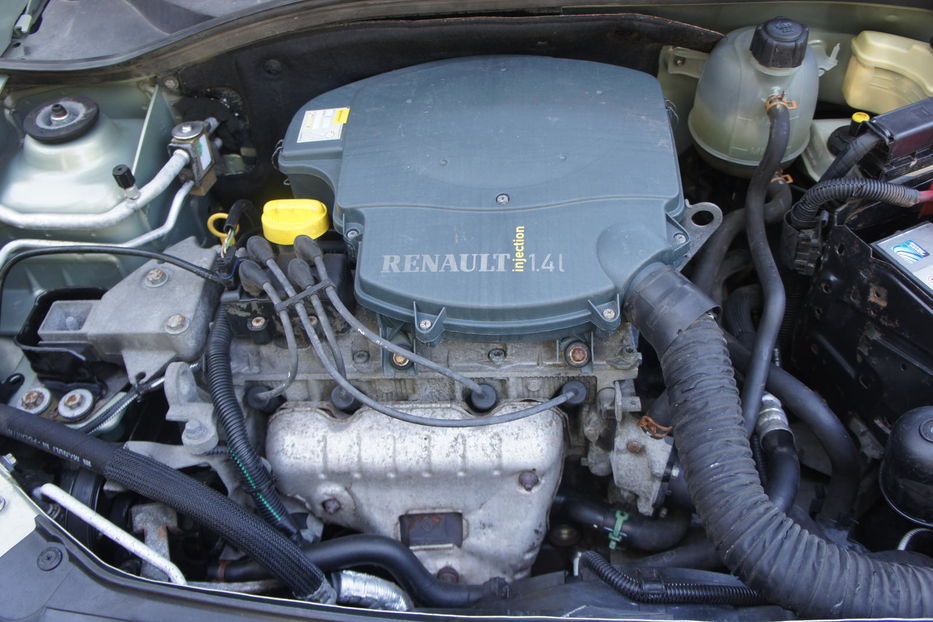 Продам Renault Symbol 2003 года в г. Каменское, Днепропетровская область