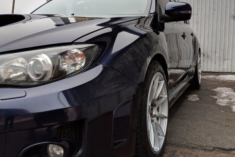 Продам Subaru WRX STI 2012 года в Киеве