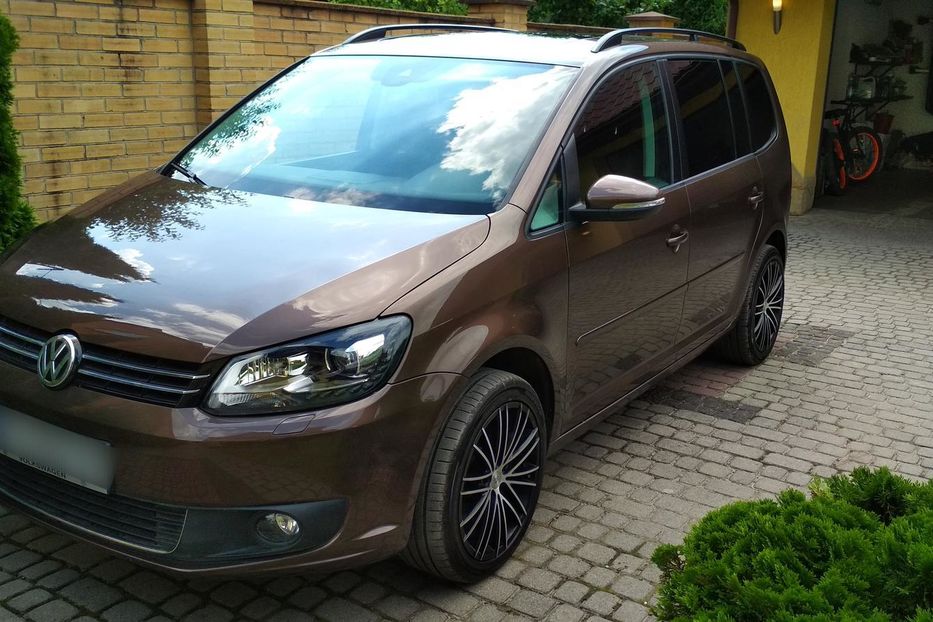 Продам Volkswagen Touran 2015 года в Львове