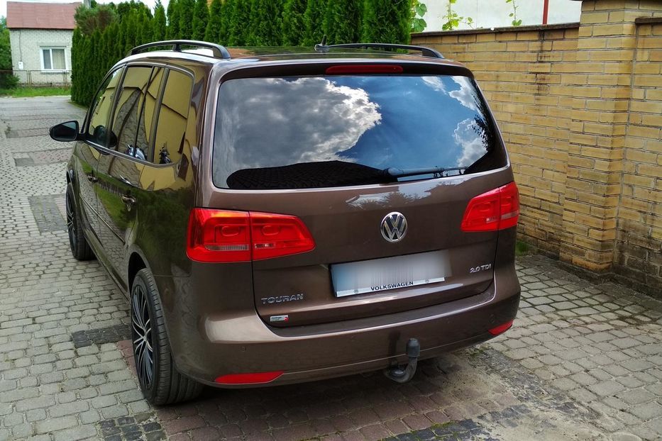 Продам Volkswagen Touran 2015 года в Львове