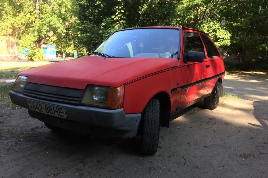 Продам ЗАЗ 1102 Таврия 1998 года в Запорожье