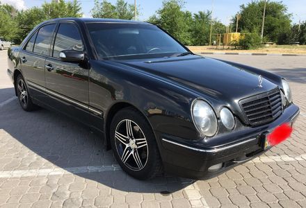 Продам Mercedes-Benz E-Class 2001 года в Запорожье