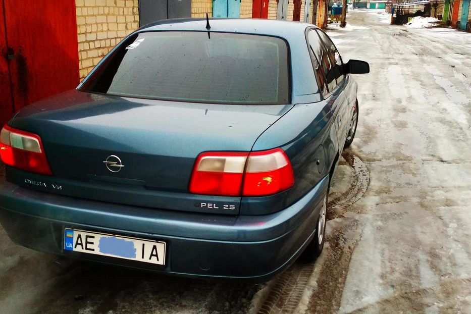 Продам Opel Omega 2001 года в г. Павлоград, Днепропетровская область