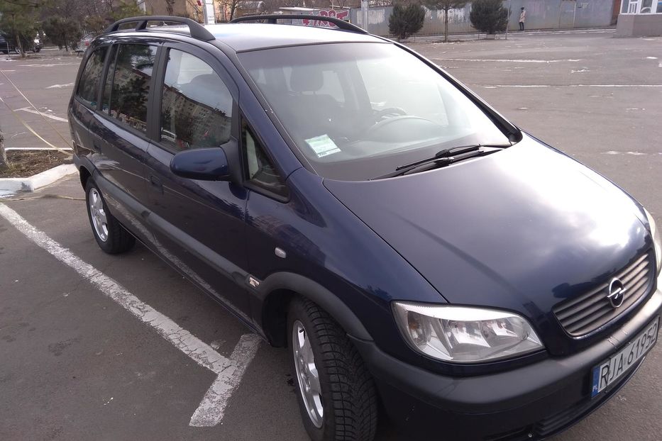 Продам Opel Zafira 2000 года в Одессе