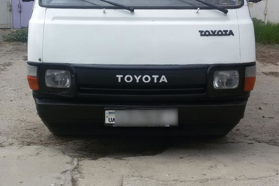 Продам Toyota Hiace пасс. 1989 года в Одессе