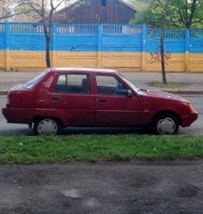 Продам ЗАЗ 1103 Славута 2002 года в г. Селидово, Донецкая область