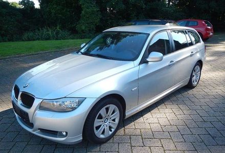 Продам BMW 318 touring 2011 года в Харькове