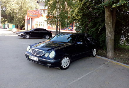 Продам Mercedes-Benz E-Class 2000 года в Харькове