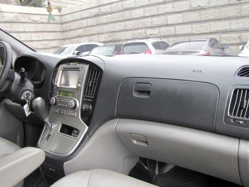 Продам Hyundai H1 пасс. GRAND STAREX 2014 года в Одессе