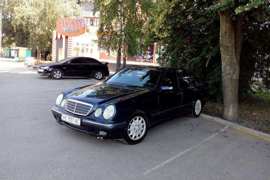 Продам Mercedes-Benz E-Class 2000 года в Харькове