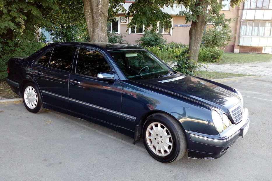 Продам Mercedes-Benz E-Class 2000 года в Харькове