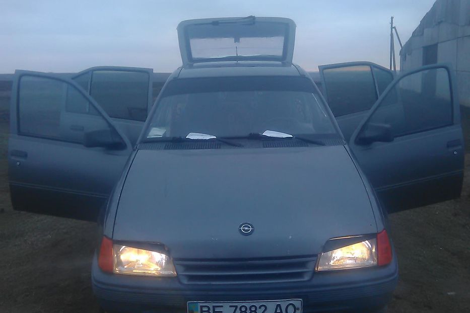 Продам Opel Kadett 1989 года в г. Снигиревка, Николаевская область