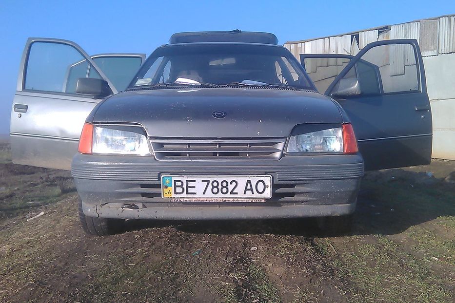 Продам Opel Kadett 1989 года в г. Снигиревка, Николаевская область