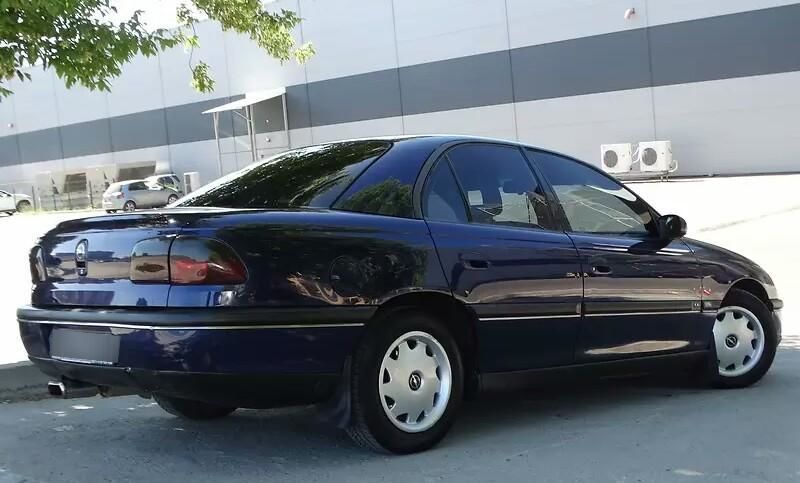 Продам Opel Omega 1995 года в г. Котовск, Одесская область