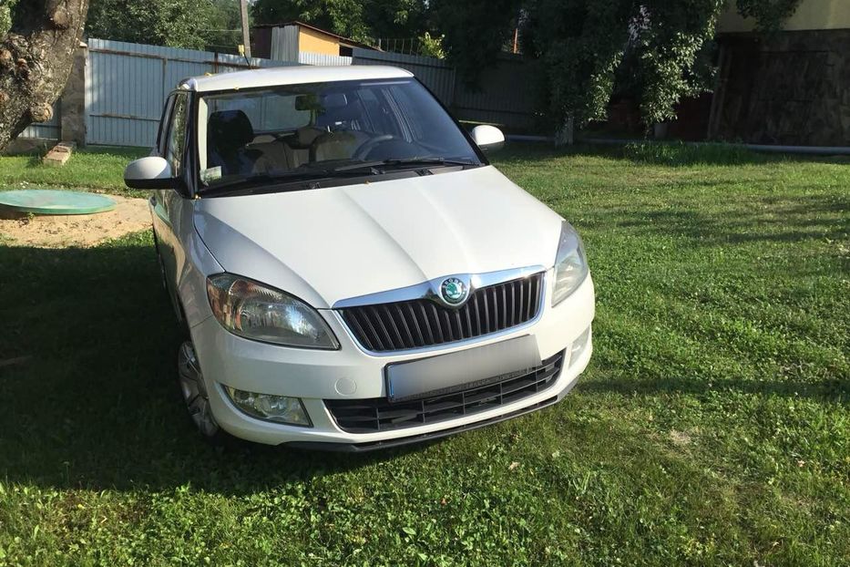 Продам Skoda Fabia Универсал 2012 года в Ужгороде