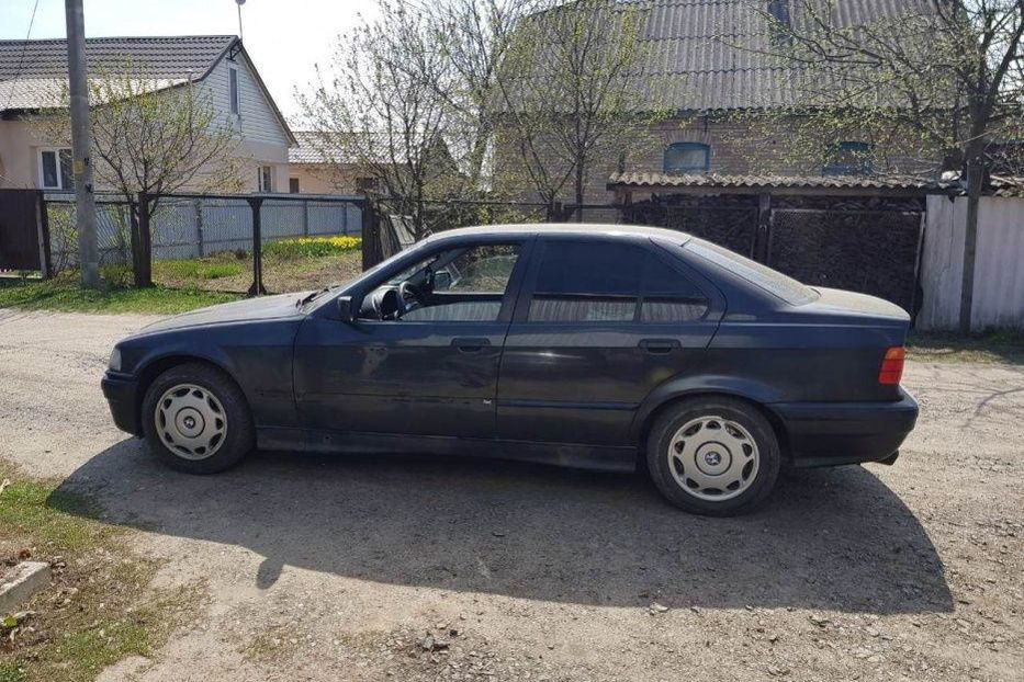 Продам BMW 316 1993 года в Киеве