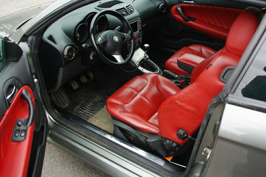 Продам Alfa Romeo GT 2004 года в Киеве