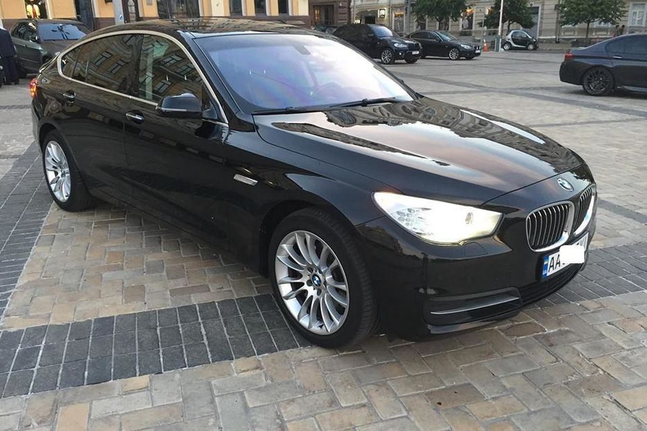 Продам BMW 5 Series GT 2014 года в Киеве