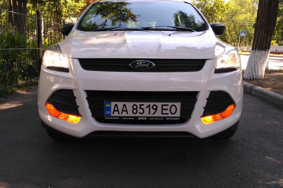 Продам Ford Escape Kuga 2015 года в Киеве
