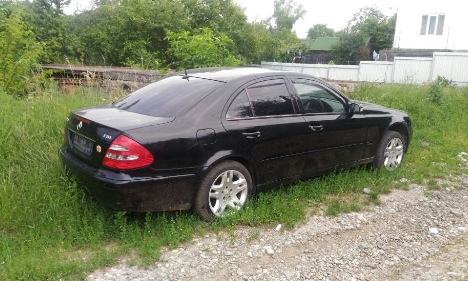 Продам Mercedes-Benz E-Class Clasik 2003 года в Черновцах