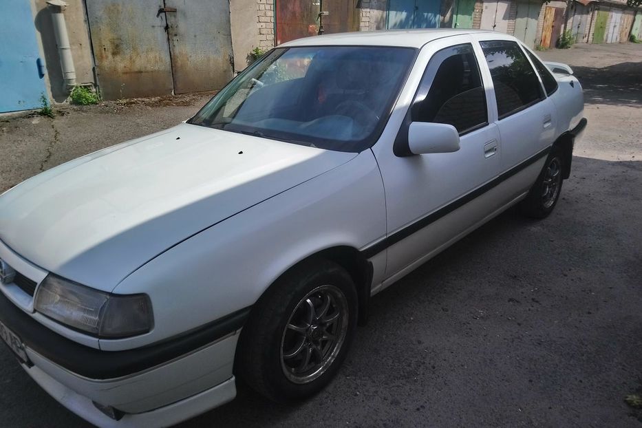 Продам Opel Vectra A CD 1995 года в Днепре