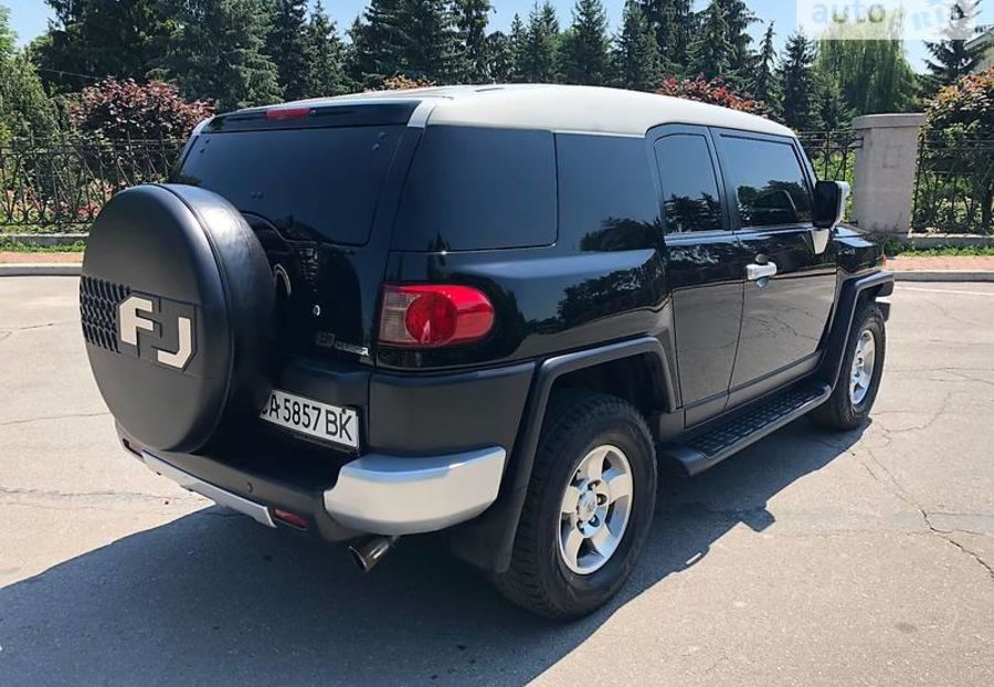 Продам Toyota FJ Cruiser 2008 года в г. Умань, Черкасская область