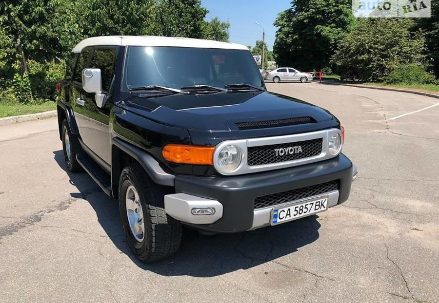 Продам Toyota FJ Cruiser 2008 года в г. Умань, Черкасская область